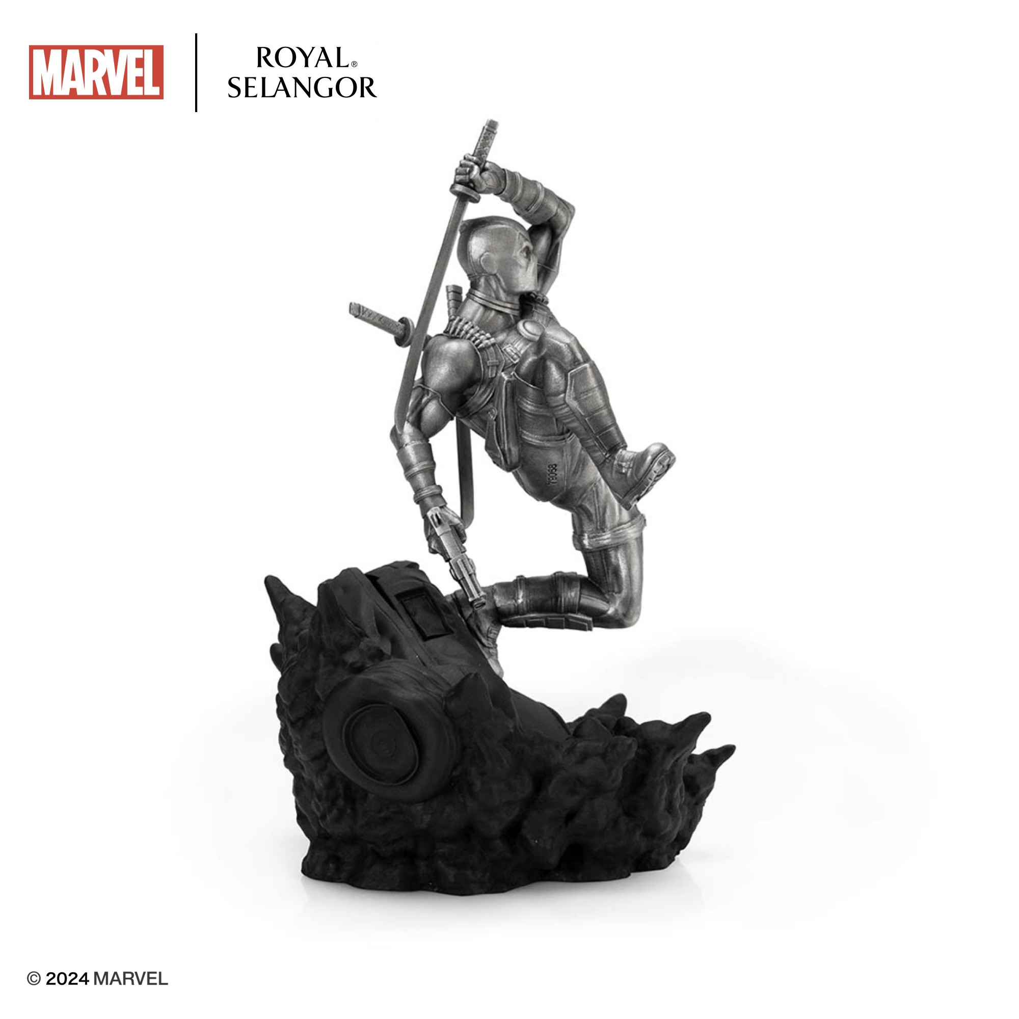 フィギュリン "デッドプール"